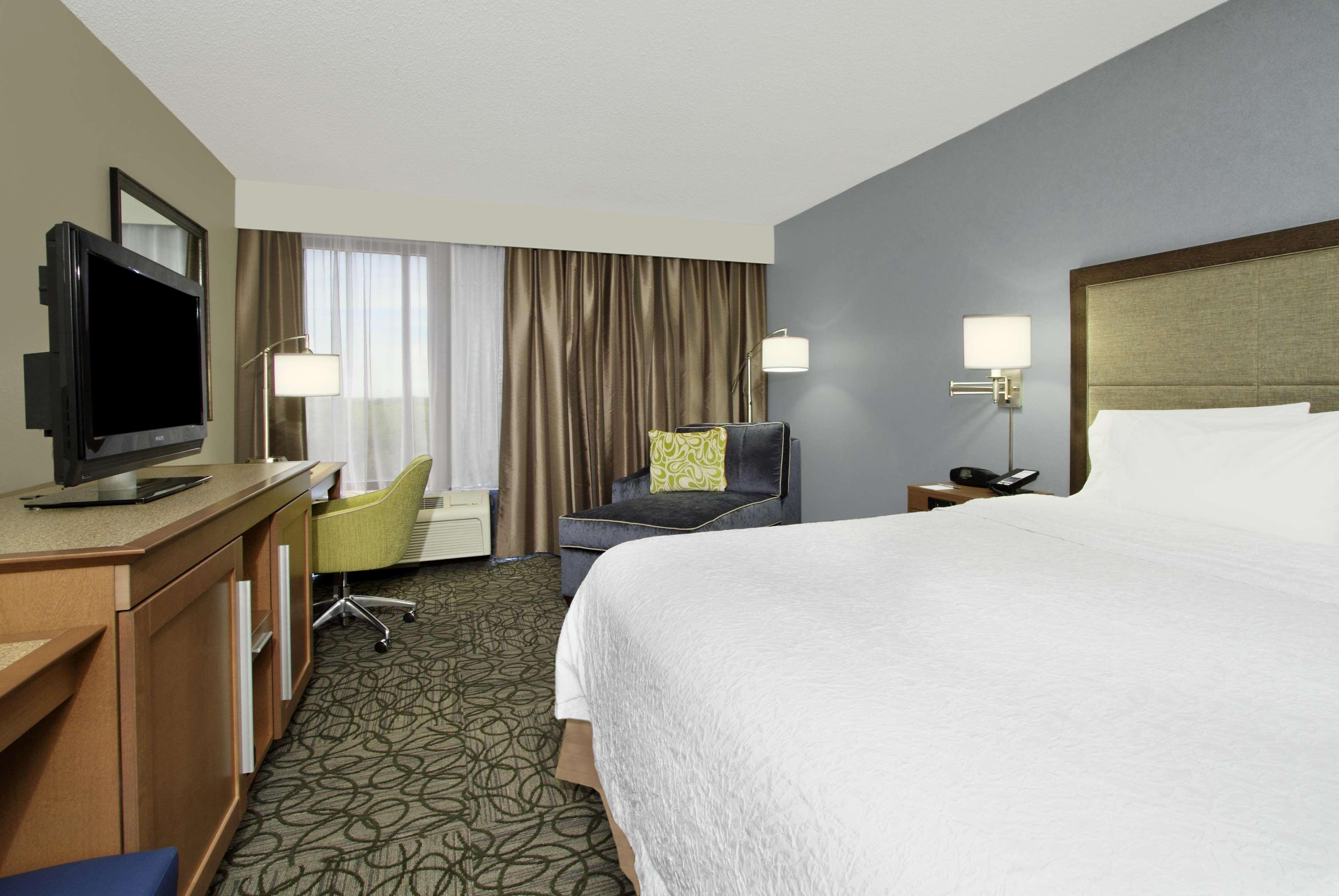 Hampton By Hilton Austin South - I-35 & Ben White Hotel Eksteriør billede