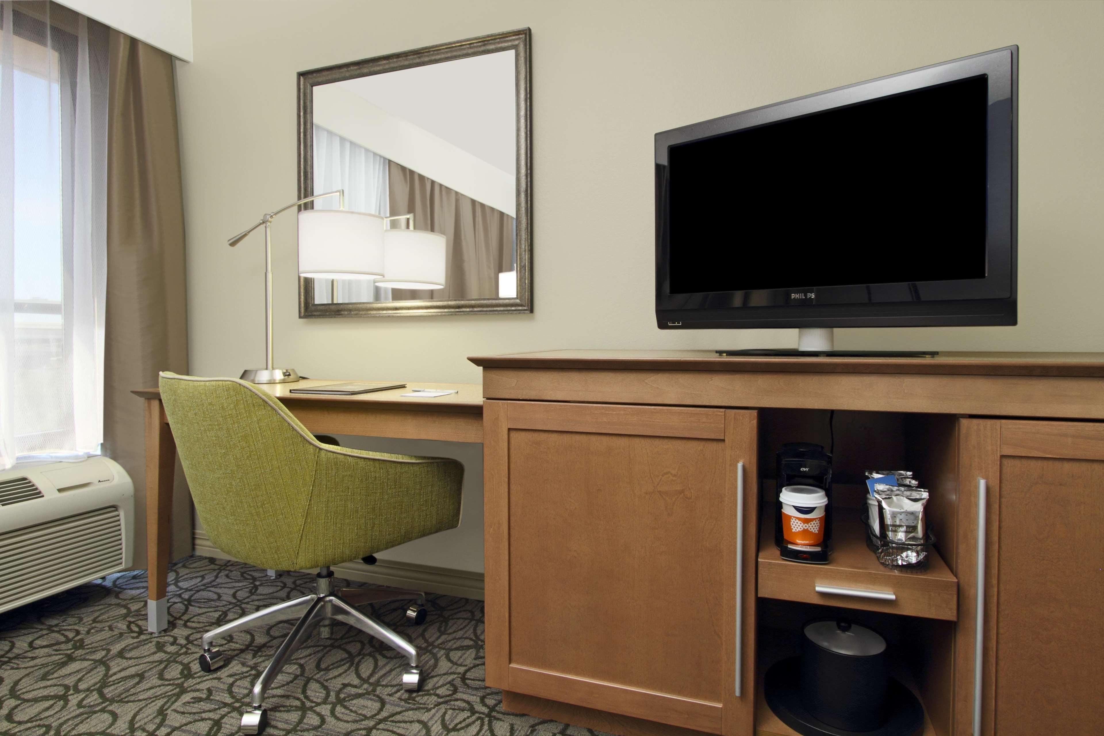 Hampton By Hilton Austin South - I-35 & Ben White Hotel Eksteriør billede