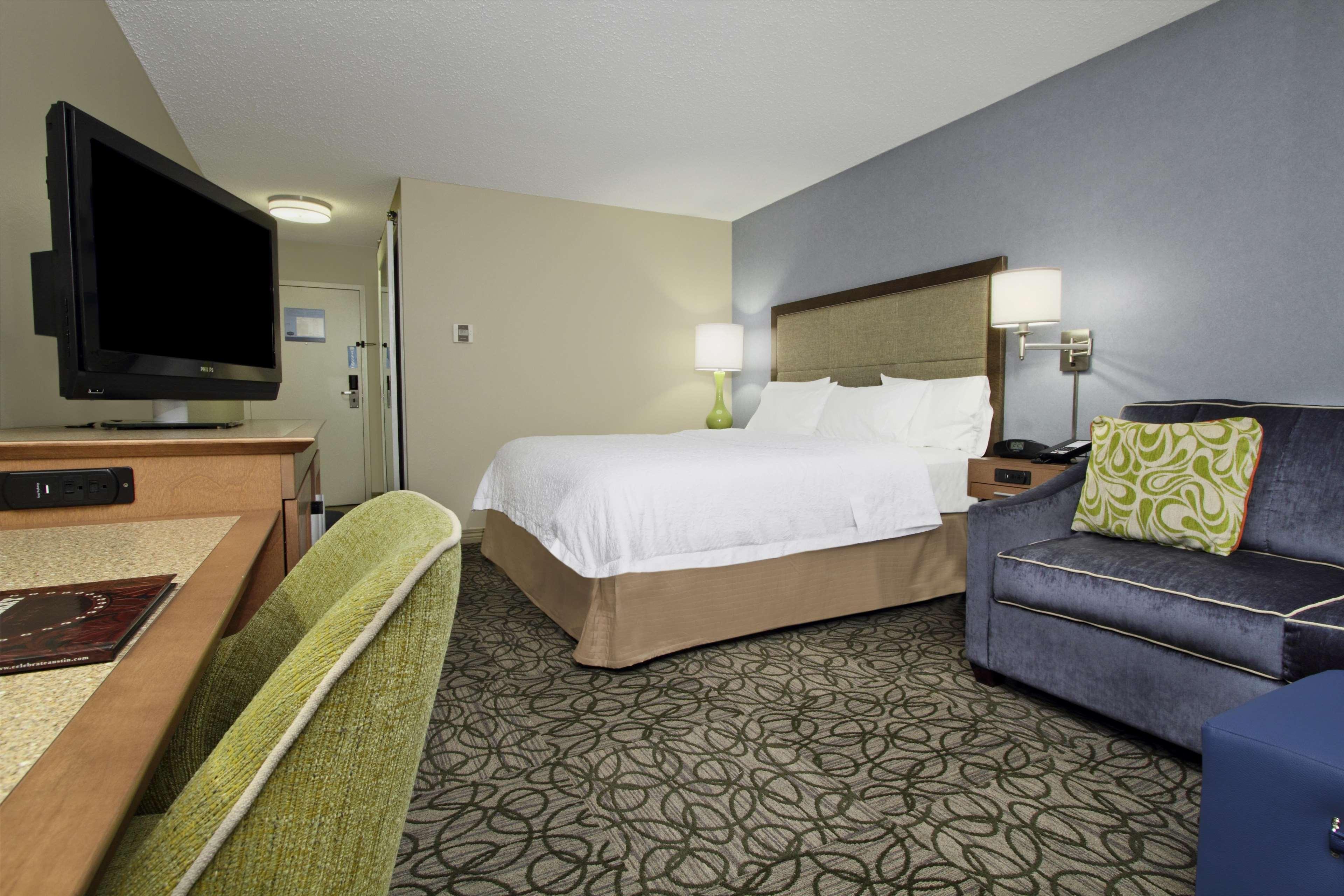Hampton By Hilton Austin South - I-35 & Ben White Hotel Eksteriør billede