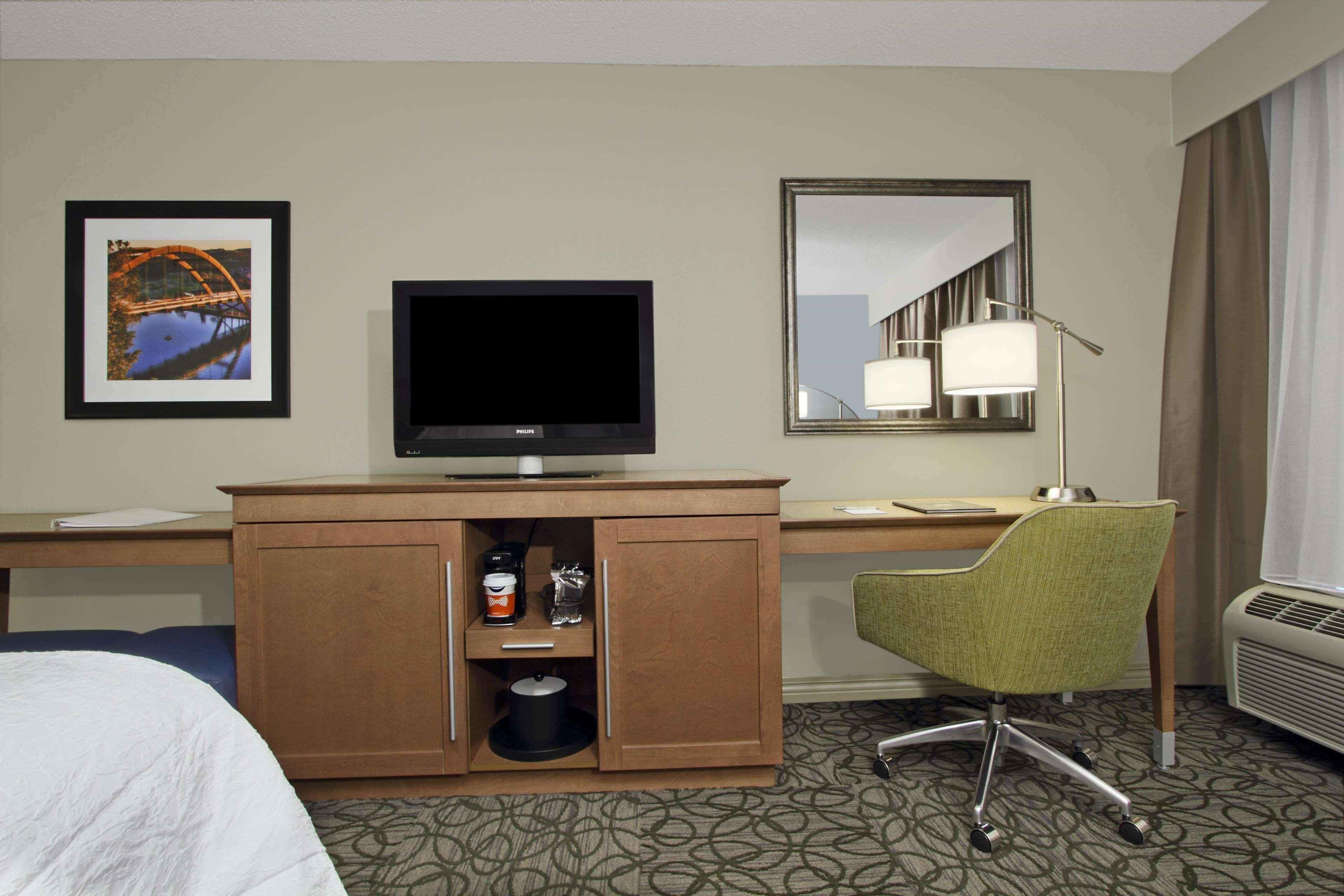 Hampton By Hilton Austin South - I-35 & Ben White Hotel Eksteriør billede