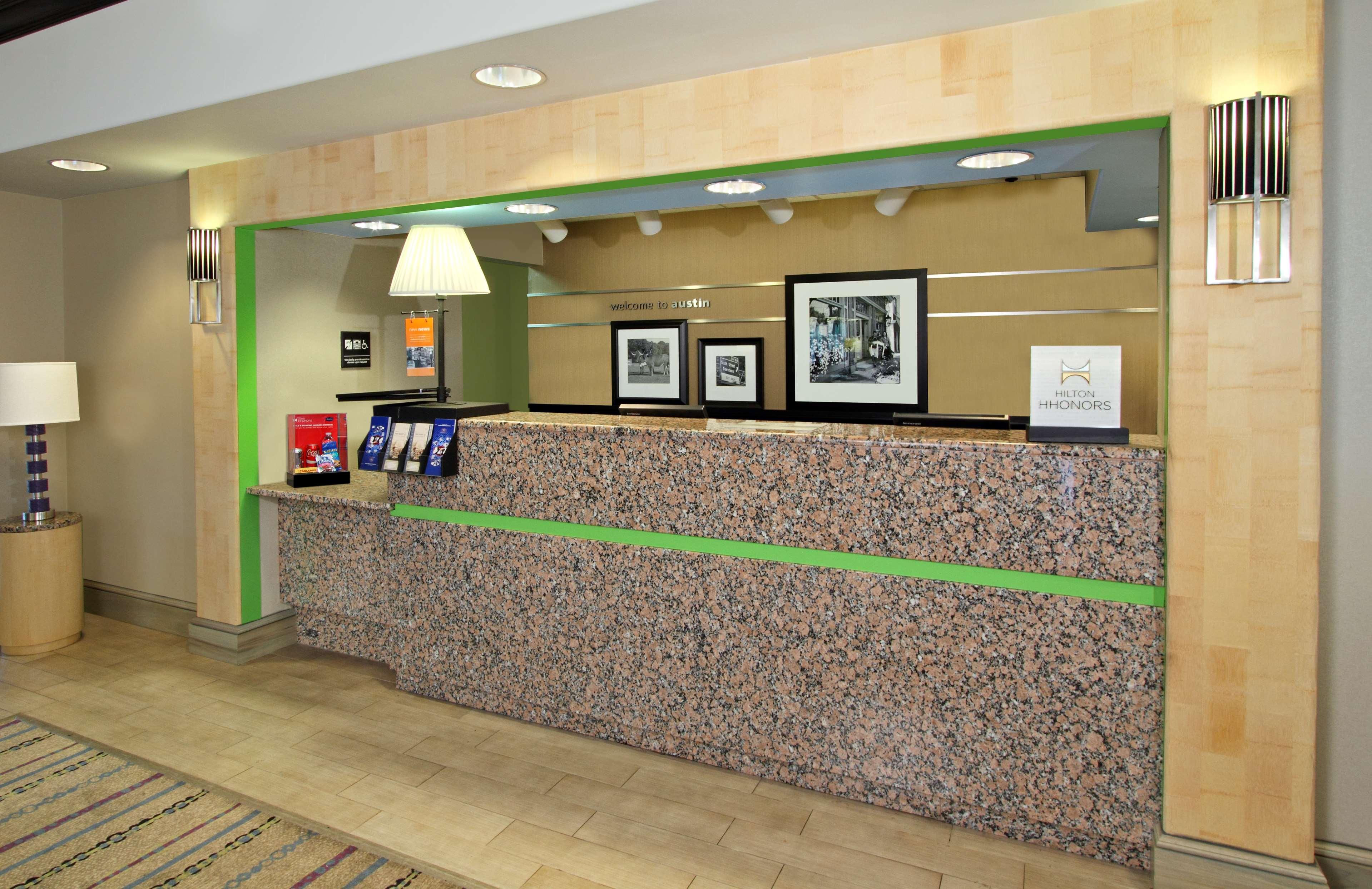 Hampton By Hilton Austin South - I-35 & Ben White Hotel Eksteriør billede