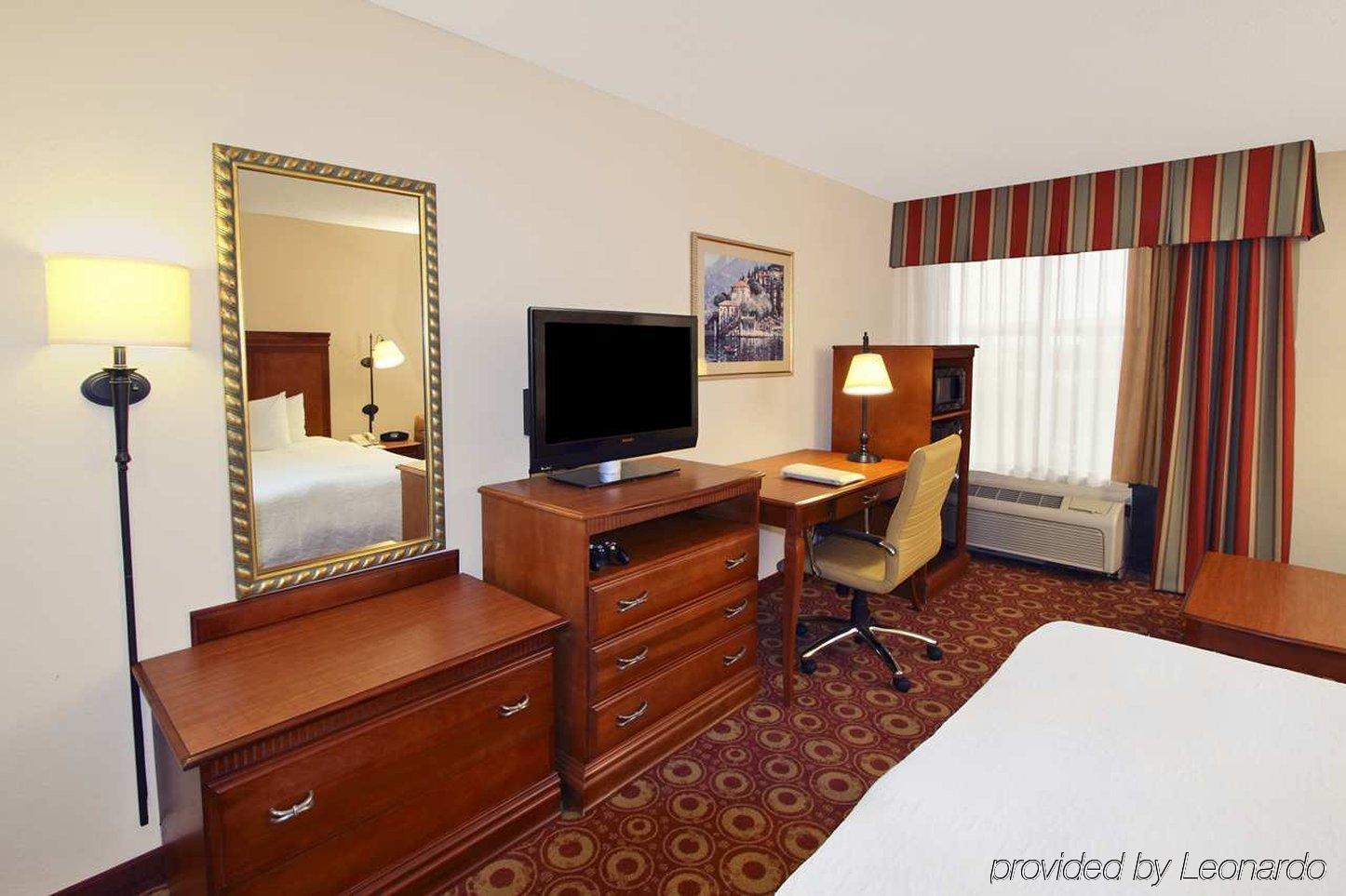 Hampton By Hilton Austin South - I-35 & Ben White Hotel Eksteriør billede
