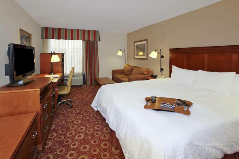 Hampton By Hilton Austin South - I-35 & Ben White Hotel Eksteriør billede